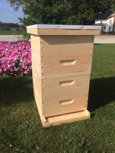 Load image into Gallery viewer, 4 medium (6 5/8) w/Frames Beekeeping Bee Hive kit (Un-Assembled) Langstroth
