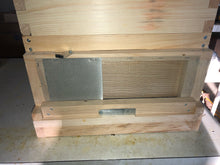 Load image into Gallery viewer, Moving/robbing screen