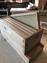 Load image into Gallery viewer, 5 Frame Nuc Medium 6 5/8 Complete Bee Hive w/Frames & Foundations (UnAssembled) Langstroth