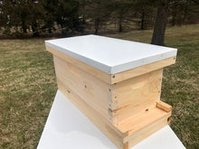 Load image into Gallery viewer, 5 Frame Medium 6 5/8 Nuc Body Only Bee Hive (Un-Assembled) Langstroth