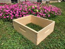 Load image into Gallery viewer, 6 5/8 Medium  honey super body for a Bee Hive Un-Assembled