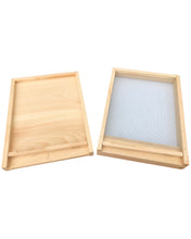 Load image into Gallery viewer, Solid or Screen Bottom For Beekeeping Langstroth Bee Hive