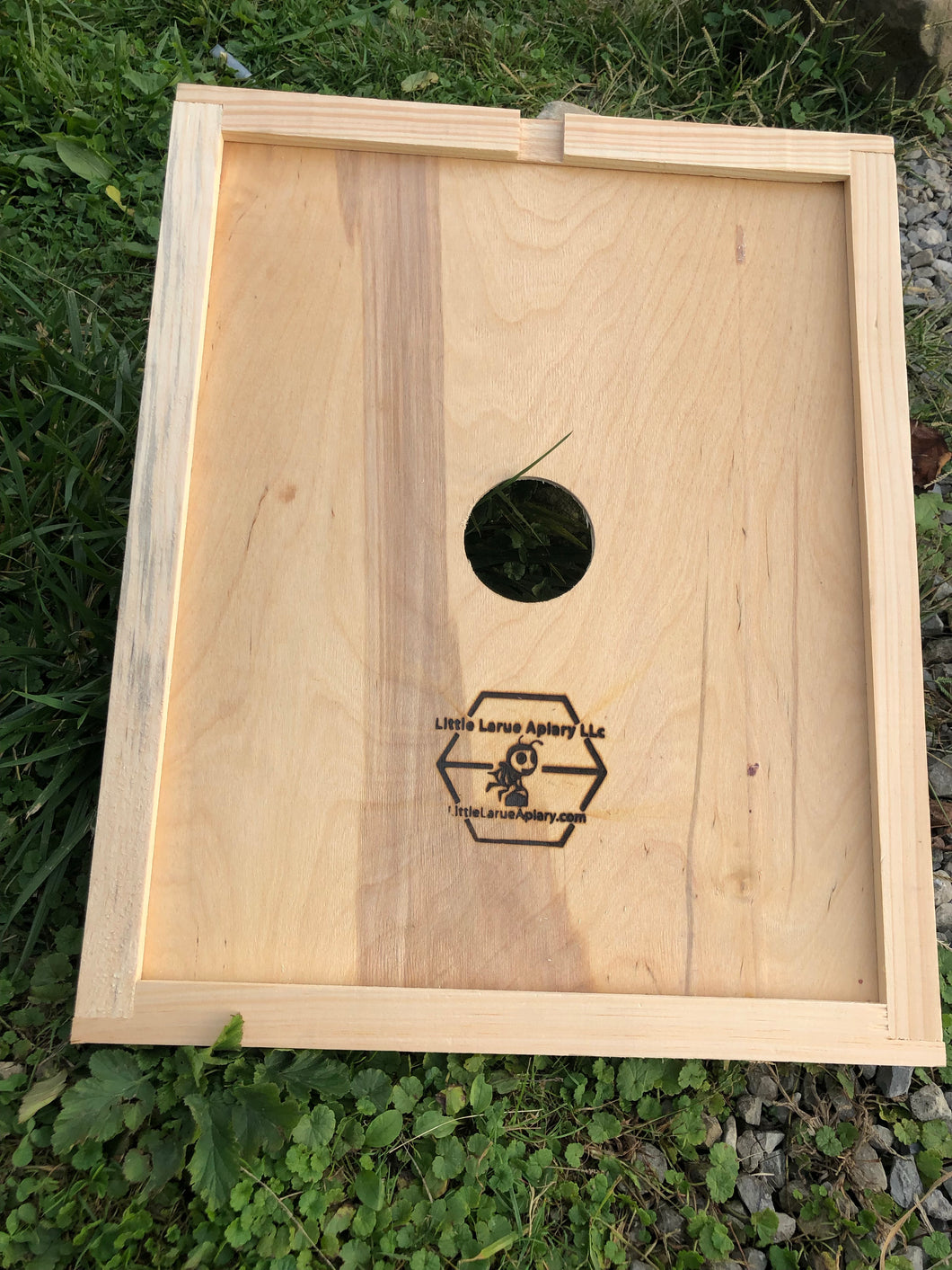 Bee Hive Inner cover w/ feeding hole Langstroth